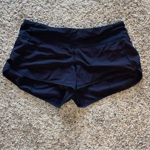 lululemon speed up shorts 2.5 inch